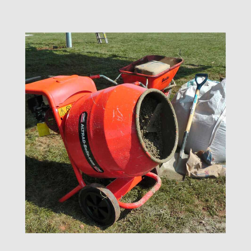 Belle Electric Cement Mixer 240v Minimix 150 - Image 3