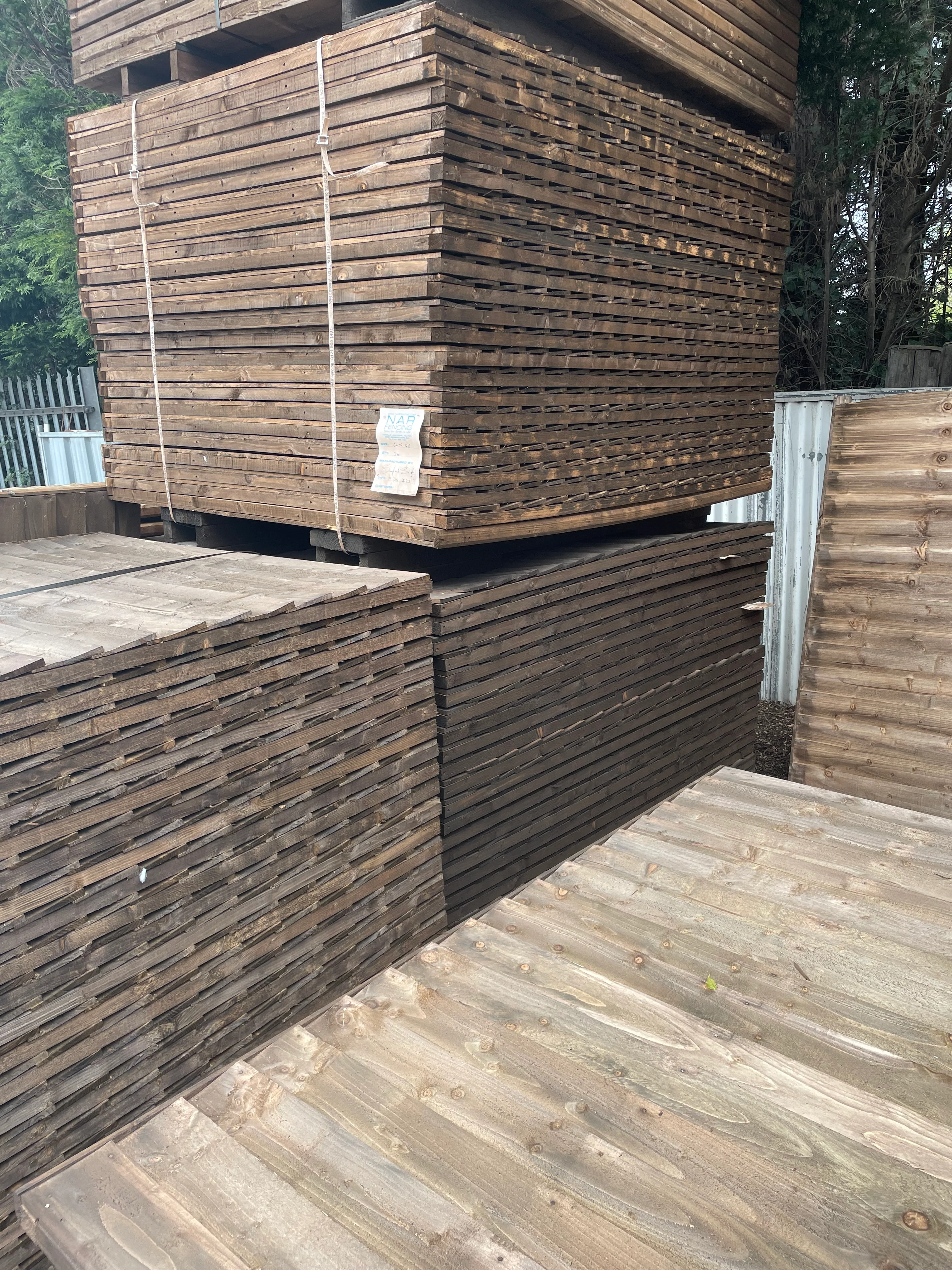 Featheredge Timber Fence Panel 6x5 ft - Image 29