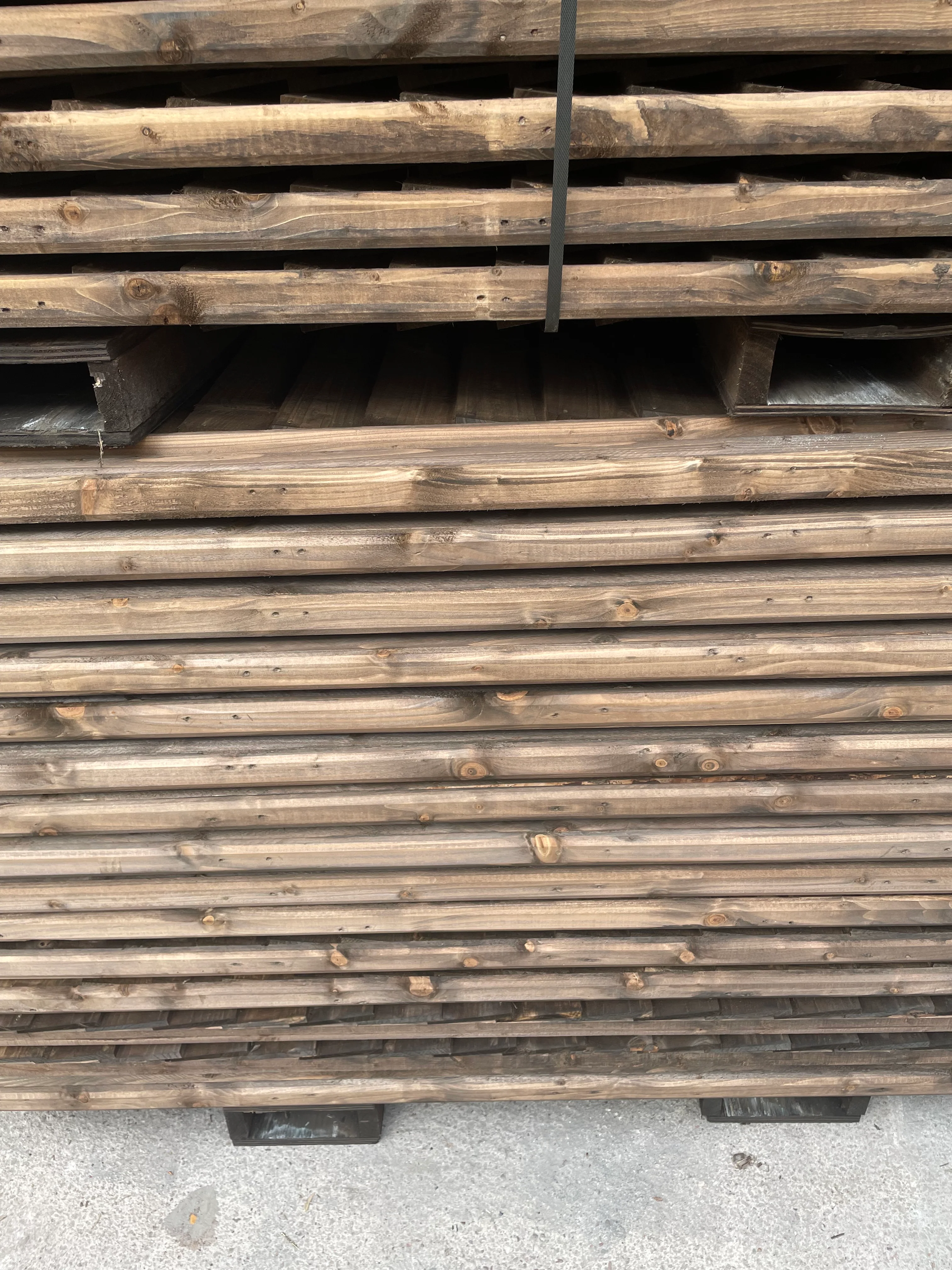 Featheredge Timber Fence Panel 6x5 ft - Image 32