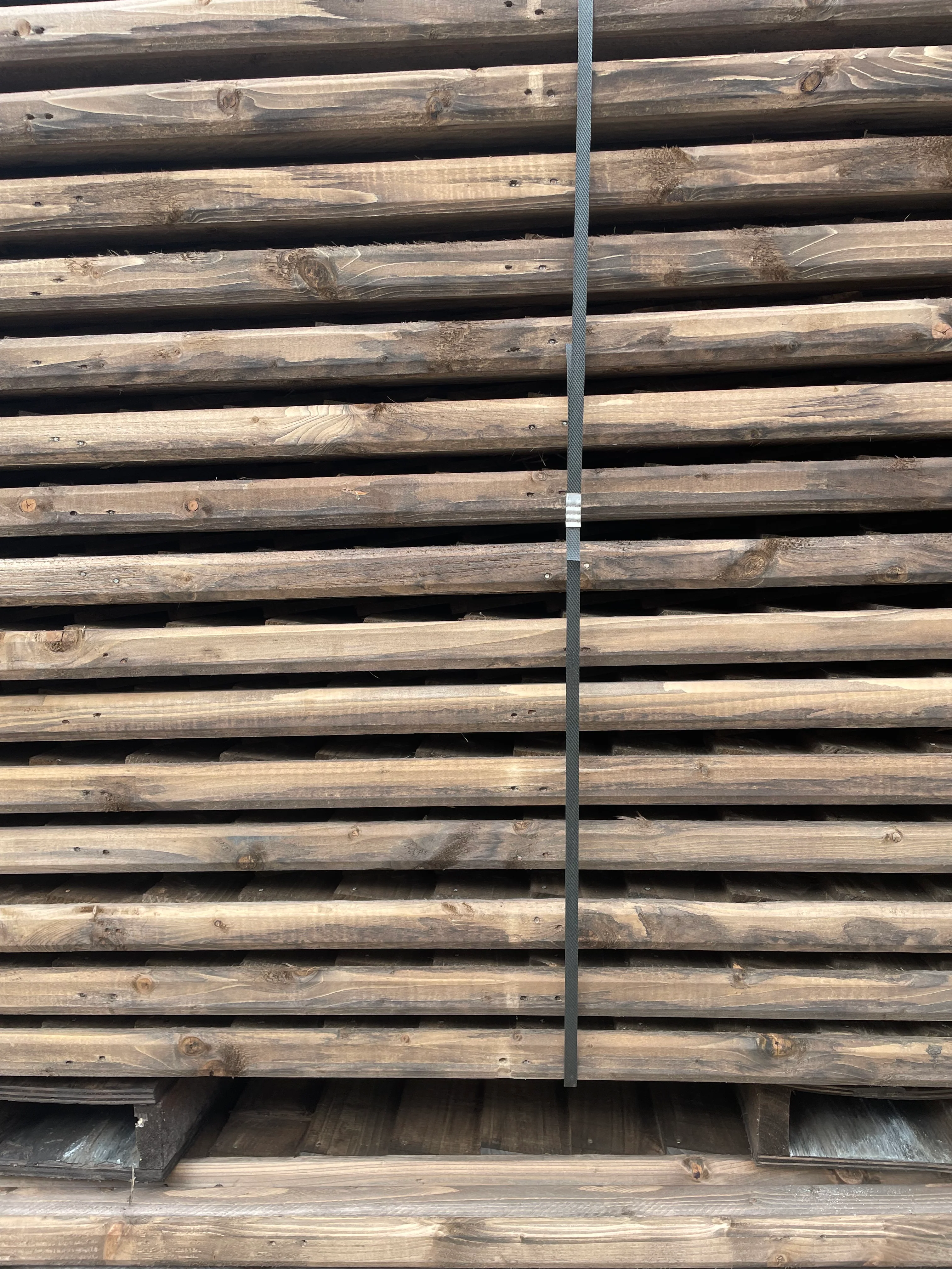 Featheredge Timber Fence Panel 6x5 ft - Image 33