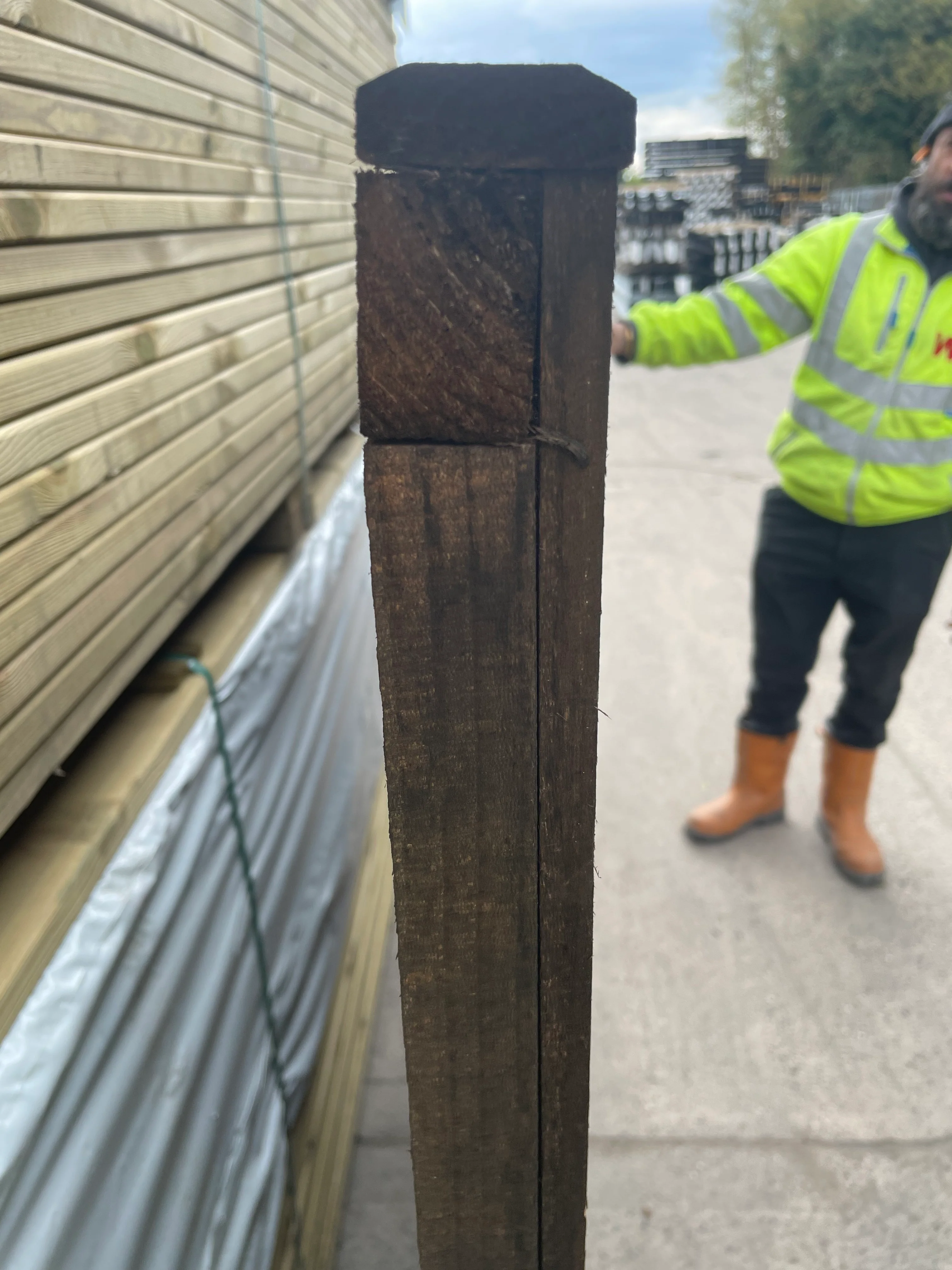 Featheredge Timber Fence Panel 6x5 ft - Image 5