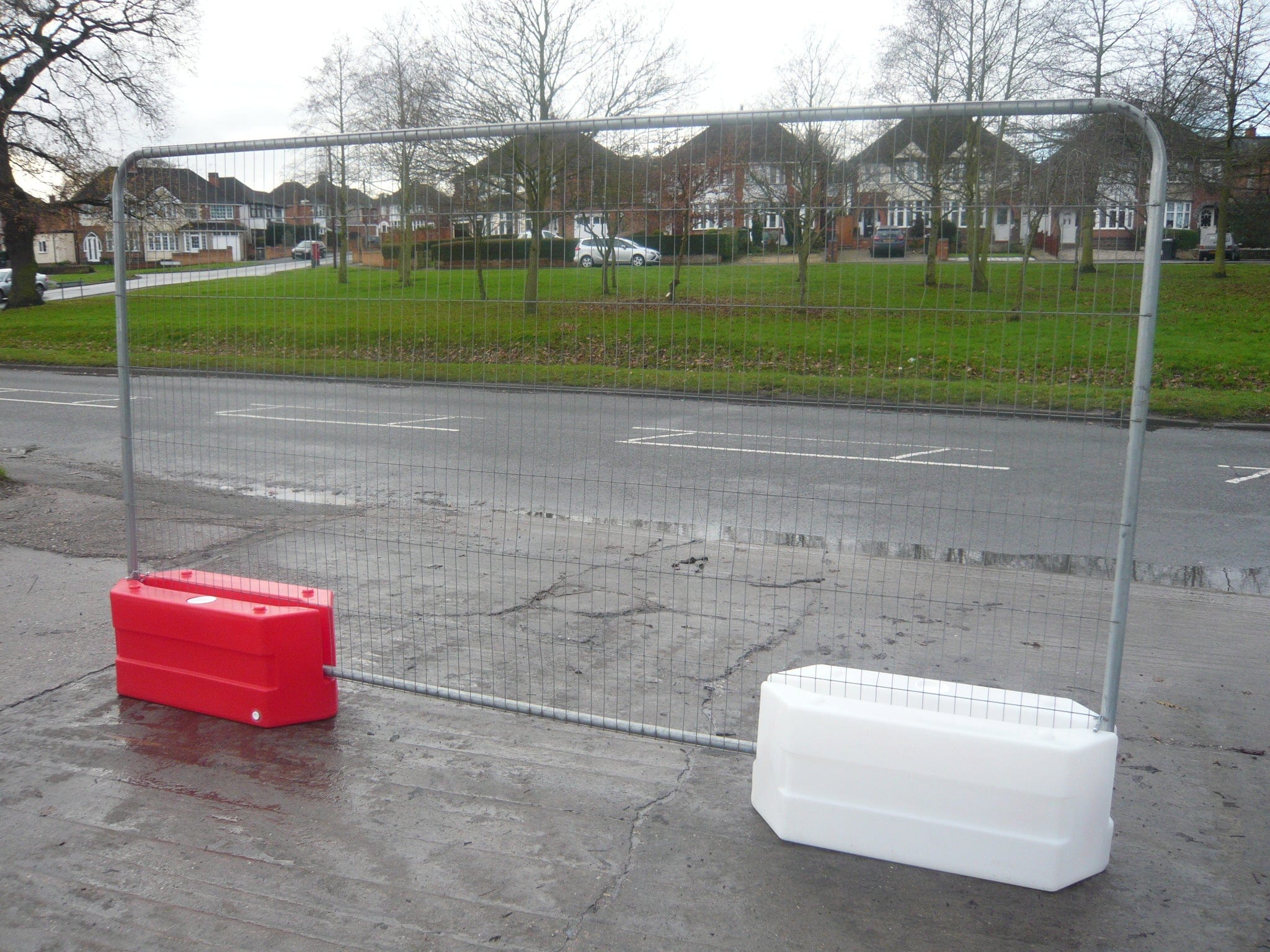 Rota Block Mini | Water Filled Barrier block for Fencing - Image 5