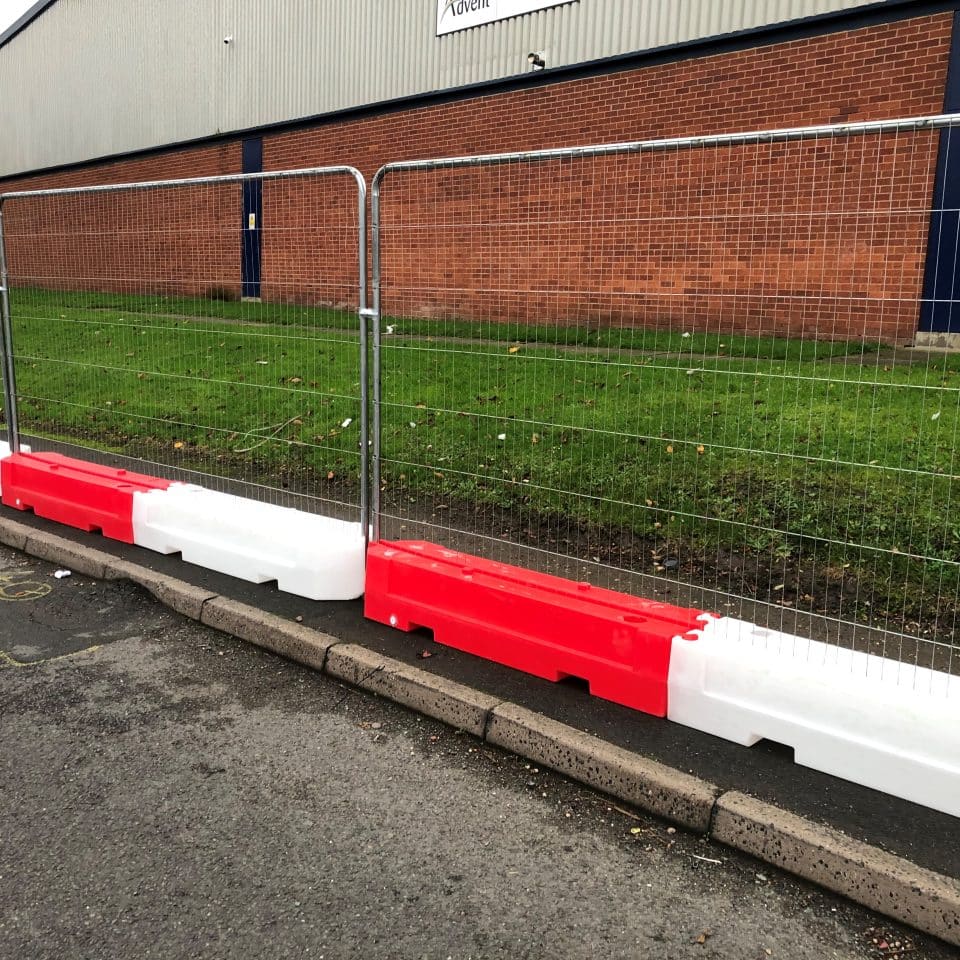 Rota Slot Water-Filled Fencing Ballast Block - Image 4